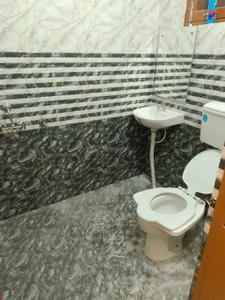 Image of 1600 Sq.ft 2 BHK Apartment / Flat for rent in Gomti Nagar, Lucknow for Rs. 26000