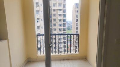 Image of 1350 Sq.ft 3 BHK Apartment / Flat for sale in Amrapali Silicon City, Sector 76, Noida for Rs. 15200000
