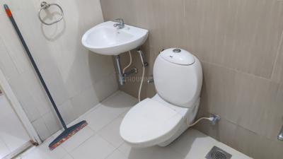 Image of 1850 Sq.ft 3 BHK Apartment / Flat for rent in Adani The Meadows, Shantigram, Ahmedabad for Rs. 45000