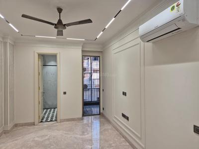 Bedroom Image of 2700 Sq.ft 4 BHK Builder Floor for sale in Greater Kailash I New Delhi for Rs. 85000000