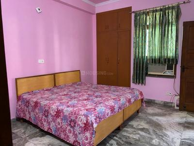 Bedroom Image of 2400 Sq.ft 3 BHK Builder Floor for rent in Sector 49 Noida for Rs. 50000