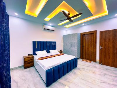 Bedroom Image of 2000 Sq.ft 9 BHK Independent House for sale in Ridge 52, Sector 52 Noida for Rs. 72500000