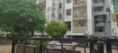 Image of 630 Sq.ft 1 BHK Apartment / Flat for rent in Sona Palace Residency, Sarkhej, Ahmedabad for Rs. 18000