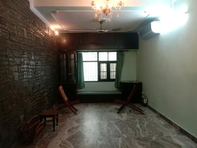 Living Room Image of 2200 Sq.ft 3 BHK Apartment / Flat for sale in DDA Flats Vasant Kunj, Vasant Kunj New Delhi for Rs. 45000000
