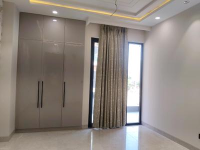 Bedroom Image of 1500 Sq.ft 3 BHK Builder Floor for sale in Kadarpur Gurgaon for Rs. 24000000