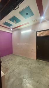 Bedroom Image of 1300 Sq.ft 4 BHK Independent House for rent in Jhalwa Allahabad for Rs. 14000