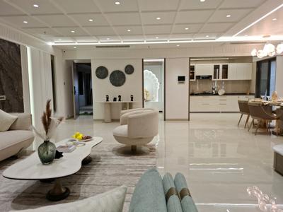 Living Room Image of 3008 Sq.ft 4 BHK Apartment / Flat for sale in Shreeji Estrella, Kharghar Navi Mumbai for Rs. 45000000