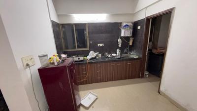 Kitchen Image of 800 Sq.ft 1 BHK Builder Floor for rent in Nipania Indore for Rs. 21000