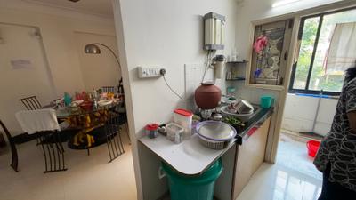 Kitchen Image of 1200 Sq.ft 2 BHK Apartment / Flat for rent in Shalimar Township, Scheme No 114 Indore for Rs. 35000