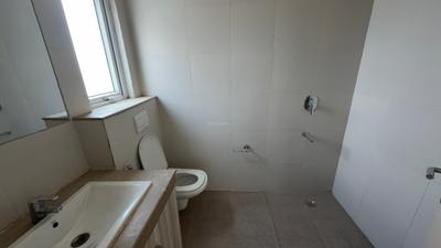 Conscient Heritage Max Bathroom One 3