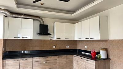Kitchen Image of 3400 Sq.ft 4 BHK Apartment / Flat for sale in Indiabulls Enigma, Sector 110 Gurgaon for Rs. 49500000