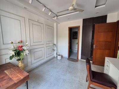 Bedroom Image of 2000 Sq.ft 3 BHK Builder Floor for sale in Punjabi Bagh New Delhi for Rs. 23500000