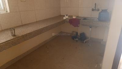 Kitchen Image of 1050 Sq.ft 2 BHK Apartment / Flat for rent in Supertech Ecociti, Sector 137 Noida for Rs. 23500