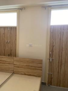 Bedroom Image of 350 Sq.ft 1 RK Apartment / Flat for rent in Sector 44 Noida for Rs. 11999