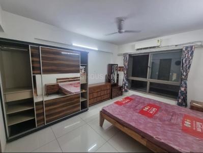 Bedroom Image of 2700 Sq.ft 4 BHK Apartment / Flat for rent in Earth Elegance, Bodakdev Ahmedabad for Rs. 100000