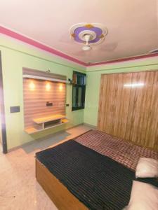 Bedroom Image of 590 Sq.ft 2 BHK Builder Floor for rent in New Ashok Nagar New Delhi for Rs. 18500