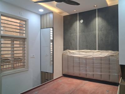 Bedroom Image of 600 Sq.ft 2 BHK Builder Floor for sale in Dwarka Mor New Delhi for Rs. 4000000