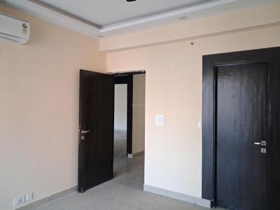 Bedroom Image of 2385 Sq.ft 4 BHK Apartment / Flat for rent in Supertech Cape Town, Sector 74 Noida for Rs. 51000