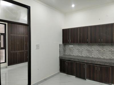 Living Room Image of 750 Sq.ft 2 BHK Apartment / Flat for sale in CI Golf City, Kambakshpur Noida for Rs. 3083500