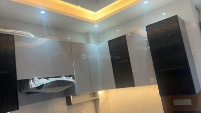 Kitchen Image of 2230 Sq.ft 3 BHK Apartment / Flat for rent in BPTP Green Oaks Boulevard, Sector 70A Gurgaon for Rs. 40000