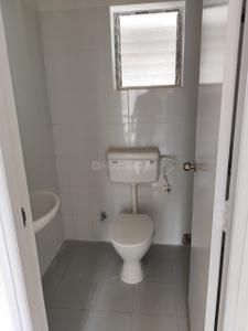 Bathroom Image of 901 Sq.ft 3 BHK Apartment / Flat for sale in Shapoorji Pallonji Shukhobrishti, New Town Kolkata for Rs. 5000000
