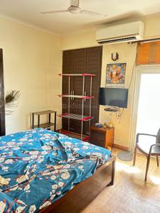 Bedroom Image of 1324 Sq.ft 3 BHK Apartment / Flat for sale in Amrapali Zodiac, Sector 120 Noida for Rs. 12500000
