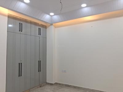 Bedroom Image of 2340 Sq.ft 4 BHK Builder Floor for sale in Paschim Vihar New Delhi for Rs. 42500000
