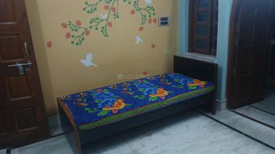 Bedroom Image of 385 Sq.ft 1 RK Apartment / Flat for rent in Keshtopur Kolkata for Rs. 6153