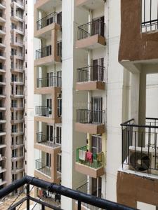 Balcony Image of 1000 Sq.ft 2 BHK Apartment / Flat for rent in Dream Valley Highlife, Noida Extension Greater Noida for Rs. 18000