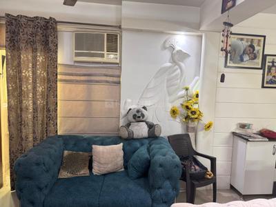 Hall Image of 1505 Sq.ft 3 BHK Apartment / Flat for rent in Supertech Cape Town, Sector 74 Noida for Rs. 44000