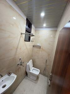 Bathroom Image of 1450 Sq.ft 3 BHK Builder Floor for sale in Indirapuram Ghaziabad for Rs. 9650000