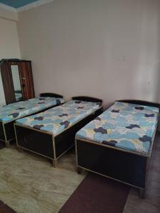 Bedroom Image of Unique PG in Sector 63 A, Noida