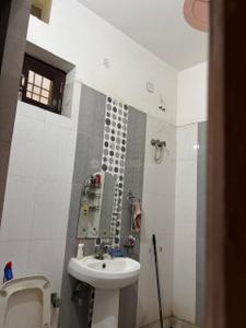 Bathroom Image of 1650 Sq.ft 4 BHK Independent House for sale in New Mahavir Colony Sonipat for Rs. 15000000