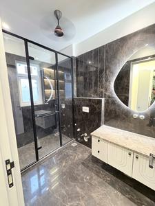Bathroom Image of 2800 Sq.ft 4 BHK Builder Floor for sale in Anand Vihar New Delhi for Rs. 55000000