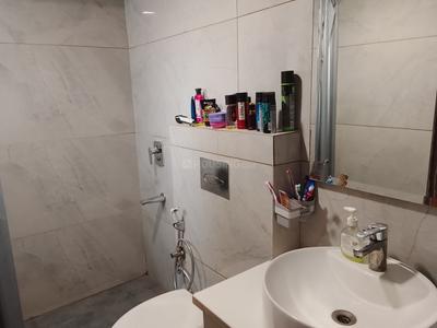Bathroom Image of 1877 Sq.ft 3.5 BHK Apartment / Flat for sale in Parsvnath Royale, Sector 20 Panchkula for Rs. 11500000