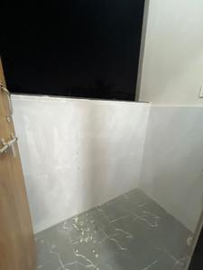 Bathroom Image of 670 Sq.ft 1 BHK Apartment / Flat for rent in Space Park II, Mahalakshmi Nagar Indore for Rs. 18000
