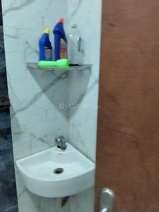 Bathroom Image of 1600 Sq.ft 2 BHK Builder Floor for rent in Pipliyahana Indore for Rs. 25000