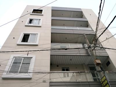 Building Image of 1350 Sq.ft 3 BHK Apartment / Flat for sale in Deenpur New Delhi for Rs. 7000000