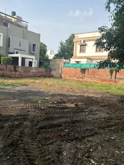 Thaltej Main Image 1