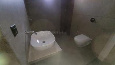 Bathroom Image of 2000 Sq.ft 4 BHK Villa for rent in Harni Vadodara for Rs. 25000