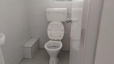 Bathroom Image of 1200 Sq.ft 2 BHK Apartment / Flat for rent in Hiland Greens, Maheshtala Kolkata for Rs. 17000