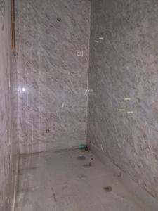 Common Bathroom Image of 650 Sq.ft 2 BHK Apartment / Flat for sale in Sangam Vihar New Delhi for Rs. 4000000