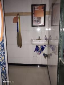 Bathroom Image of 1050 Sq.ft 2.5 BHK Apartment / Flat for sale in Natu Ozone Valley, Kalwa Thane for Rs. 13000000