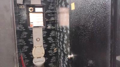 Windsor Tower Bathroom One 3