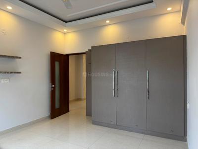 Bedroom Image of 2000 Sq.ft 3 BHK Apartment / Flat for rent in Hutchins Park, Cooke Town Bengaluru for Rs. 100000