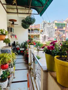 Balcony Image of 1800 Sq.ft 4 BHK Builder Floor for sale in Sector 76 Noida for Rs. 17000000