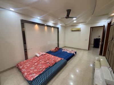 Bedroom Image of 2670 Sq.ft 3.5 BHK Builder Floor for sale in Janakpuri New Delhi for Rs. 50000000