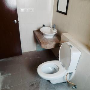 Bathroom Image of 1430 Sq.ft 2 BHK Apartment / Flat for sale in Raheja Vedaanta, Sector 108 Gurgaon for Rs. 13349000