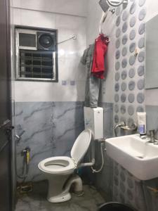 Common Bathroom Image of 500 Sq.ft 1.5 BHK Apartment / Flat for rent in Hinjawadi Pune for Rs. 17000