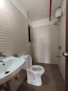 Bathroom Image of 2501 Sq.ft 4 BHK Apartment / Flat for sale in Chaphalkar Elina Living, Mohammed Wadi Pune for Rs. 21000000